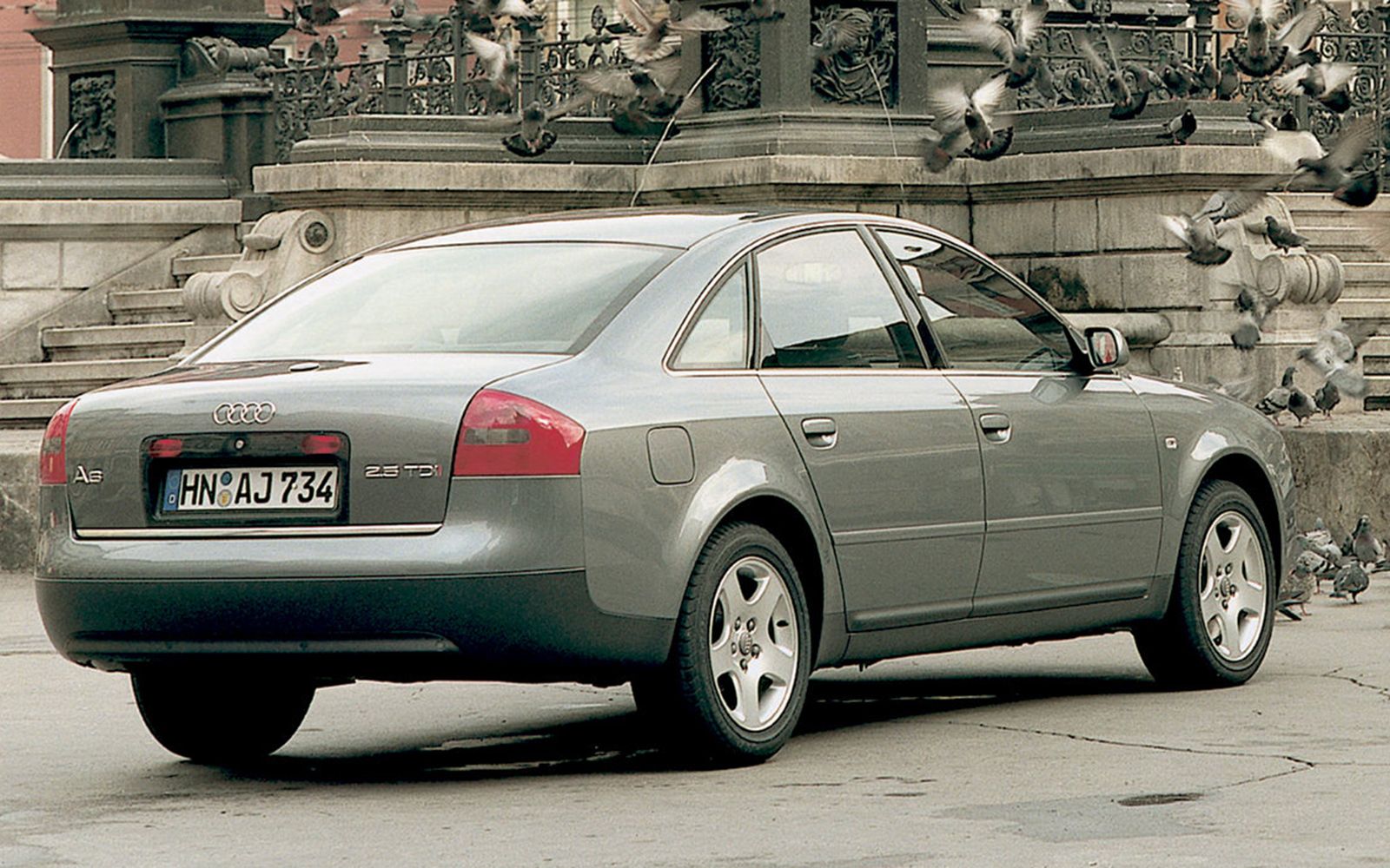 Audi-A6-1999-1600-08.jpg