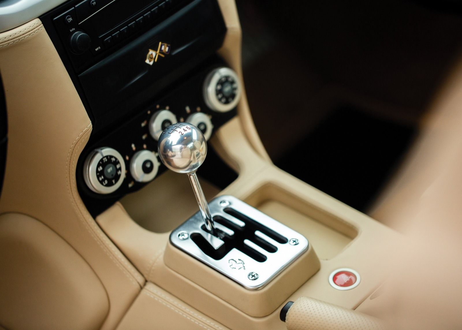 these-are-the-last-ferrari-models-with-a-manual-transmission-139084_1.jpg